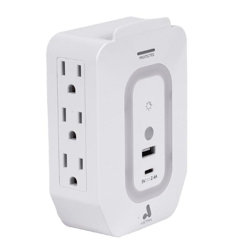 TOMA CORRIENTE PROTECTOR DE SOBRETENSIONES ASTRA CON SENSOR DE LUZ 6 SALIDAS 5-15R 125V/1875W 1USB 2.4A 1USB C 5V